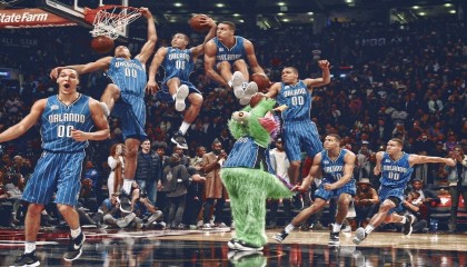 九游vip-美国队在巴黎奥运会比赛中多次利用边路进攻，奥运会美国地区队